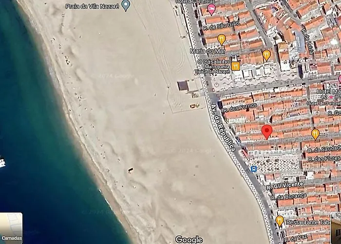 Julia House Holidays Nazaré