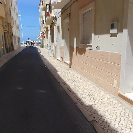 Julia House Holidays Nazare